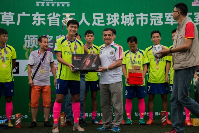 E8体育下载